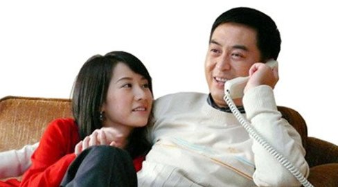 《蜗居》的片尾曲是哪首？