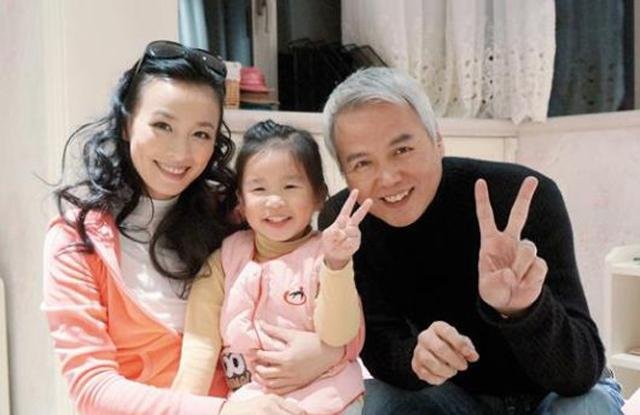 96套房产被查封,控制超2百家企业的张庭夫妇怎么走到了今天?