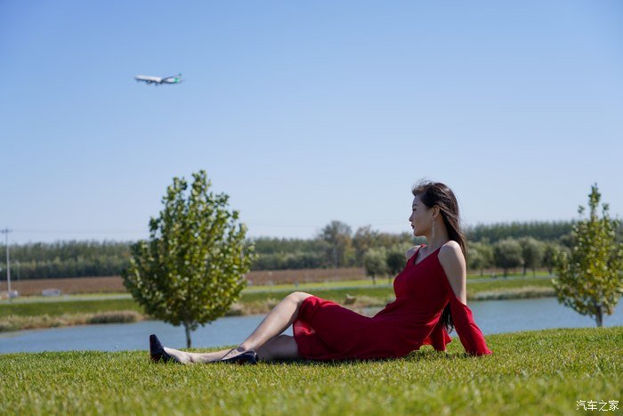 不容错过的红裙诱惑，佳人，瑞虎8PLUS，京都之间的“三角恋”