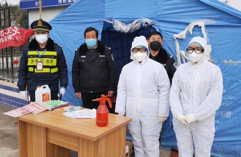 巴西氧气告急，大批民众街头排队领购氧气，此举的原因是什么？