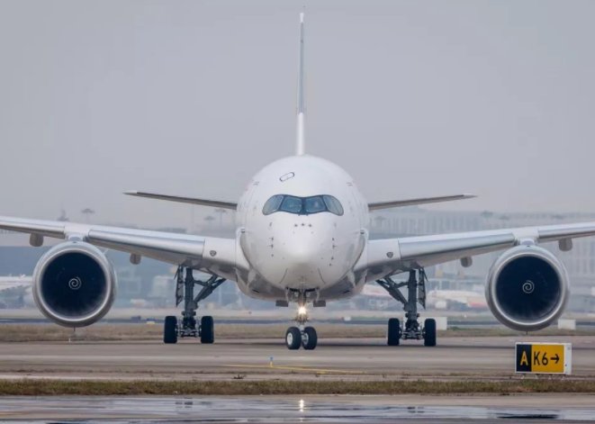 东航坠机事故机型复飞首趟航班满员,这说明了什么?