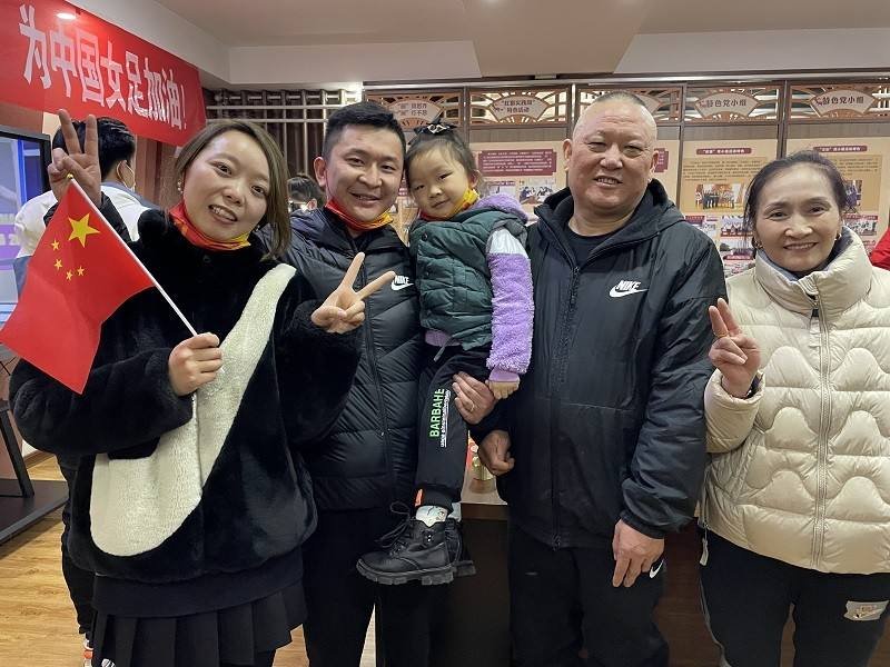 国足队长王珊珊还是单身，夺冠夜王妈妈公开择婿标准，你觉得这个标准如何？