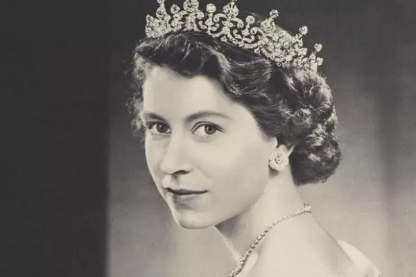 94岁英国女王伊丽莎白二世将复工，她这一生有何贡献？