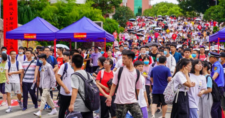 孩子在高考前很紧张,该怎么办?