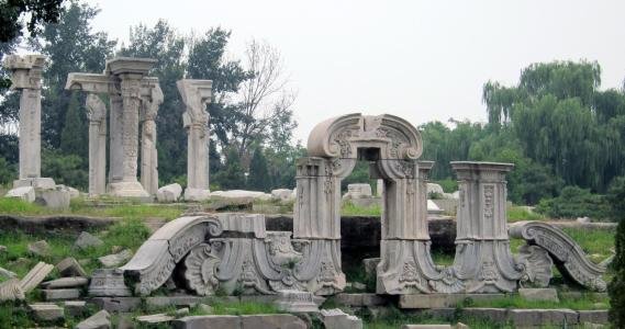 圆明园的毁灭的故事梗概