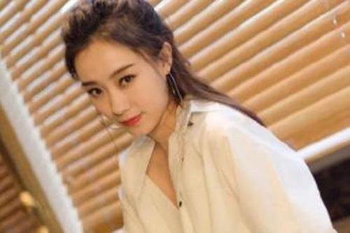 经纪人问张小斐是不是胖了，为什么艺人的经纪人对艺人身材要求那么严格？