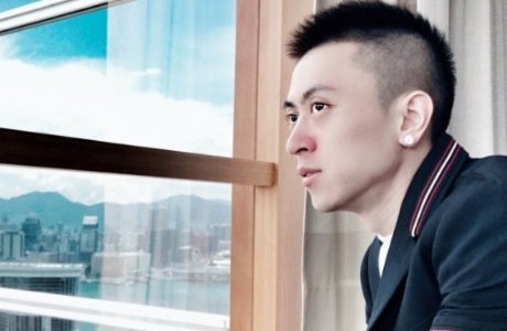 秦奋的家庭背景是怎样的?