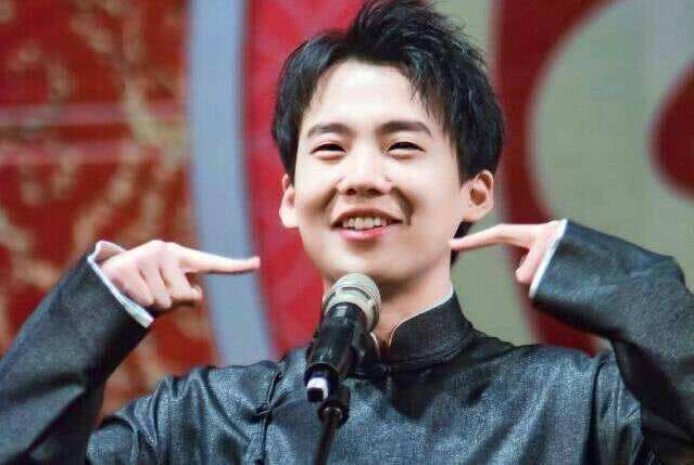 郭麒麟说：“我开跑车怎么了？”我们怎么看待富二代？