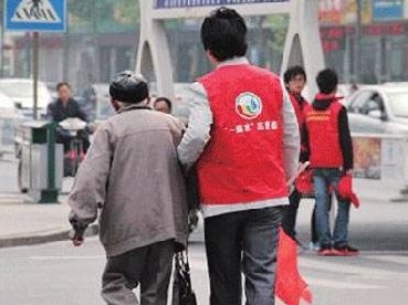 浙江神秘人22年连续给慈善机构累计捐款超千万，你接受过陌生人的帮助么？