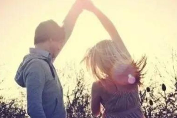 你是我患得患失的梦,我是你可有可无的人。这句话是什么意思