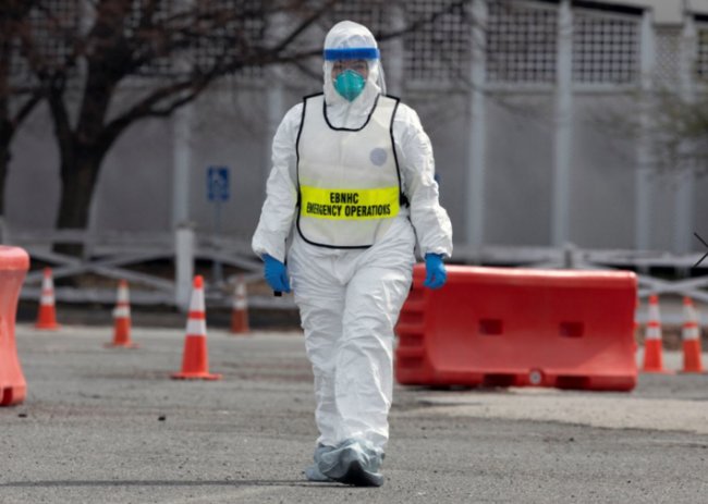 世卫称病毒在全球稳固传播，我们该如何调整抗疫心态？