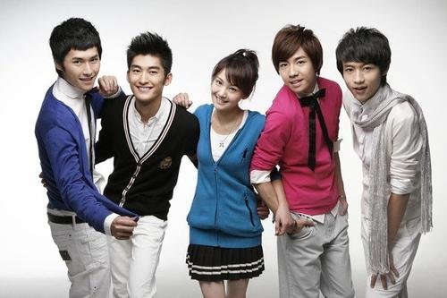 《一起来看流星雨》播出十年了，为什么除了男女主，其他人都不温不火？