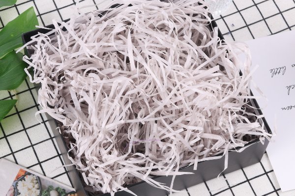 拉菲草是什么东西