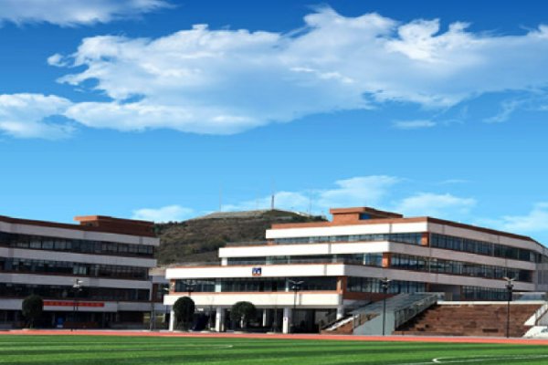 秦皇岛高中排名前十名分数线