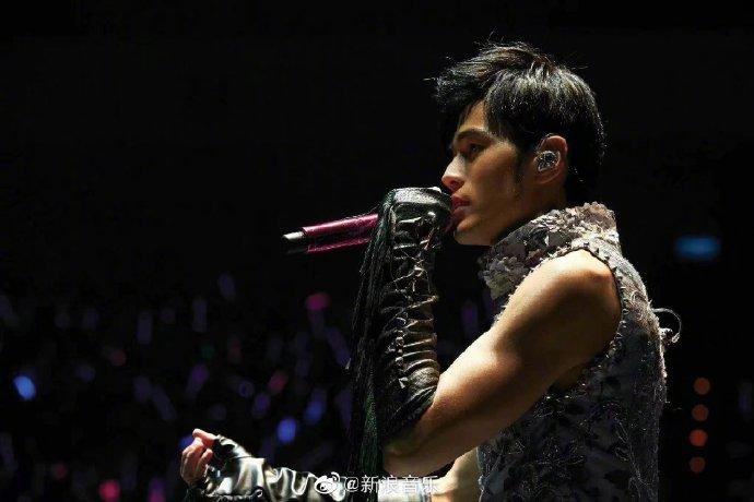 周杰伦谢谢大家重看演唱会,大家对他的喜欢为何丝毫未减?