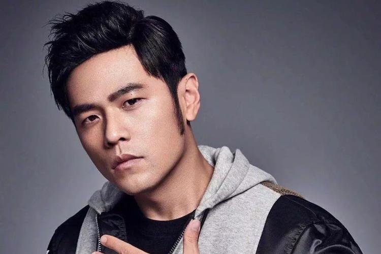 周杰伦谢谢大家重看演唱会，大家对他的喜欢为何丝毫未减？