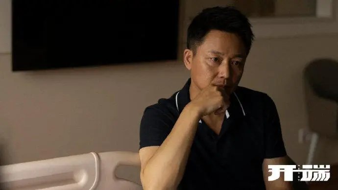 电视剧 《开端》 中，张警官最终的结局如何？