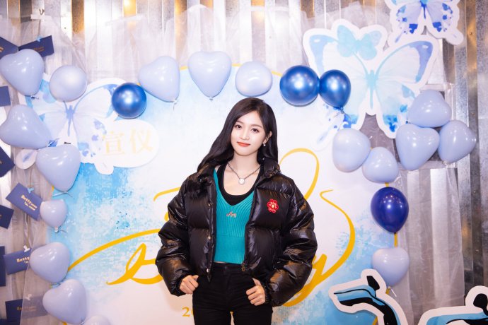 吴宣仪称希望作品比人红是哪个采访？