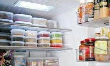 上海女子晒日立750冰箱花6分钟数完囤货物资，这些物资还可以撑多久？