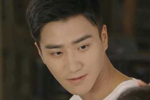 王洋的老公是谁 郭威的个人资料简介