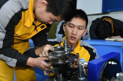 汽修学校哪家好