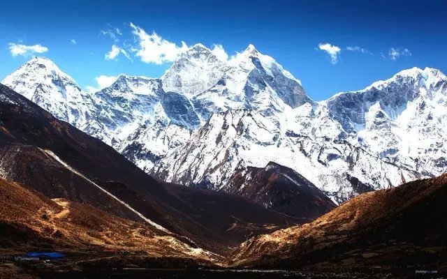 绝美！男子西藏发现蓝色古冰川，如何描述这一景色？