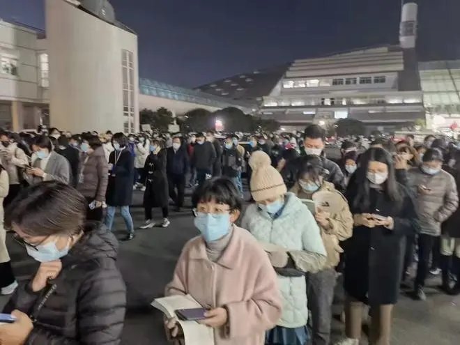 浙大一教职工被确定为无症状感染者，她的流调轨迹是怎样的？