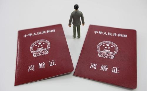 如果女儿非亲生，诉讼离婚该不该判离？