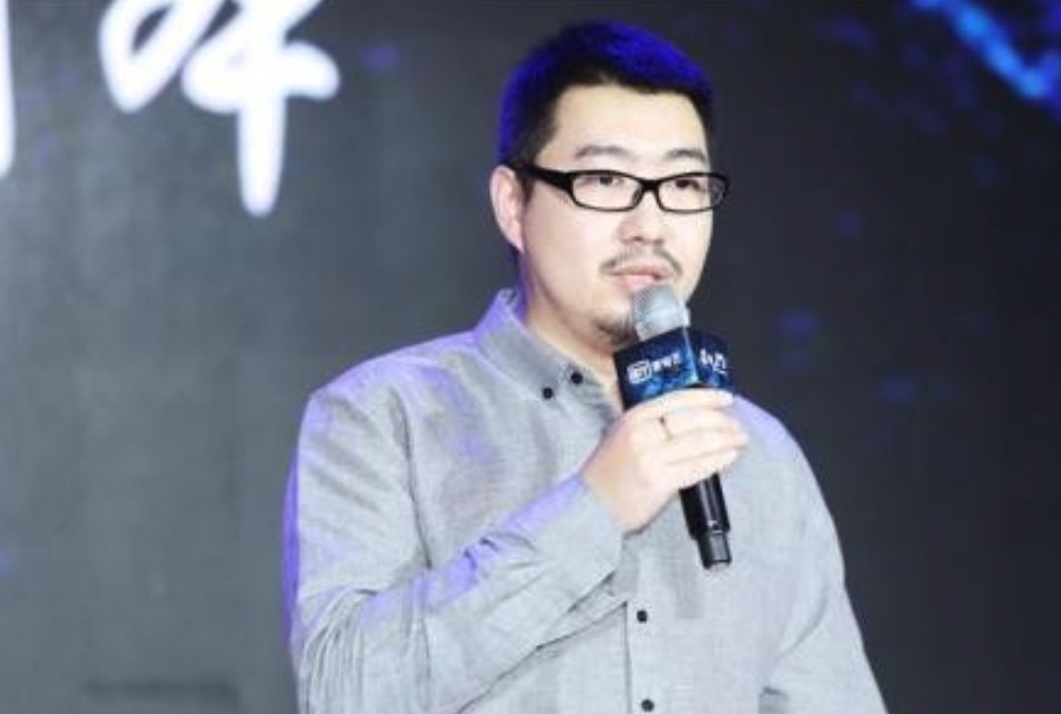 三叔为什么要入狱?