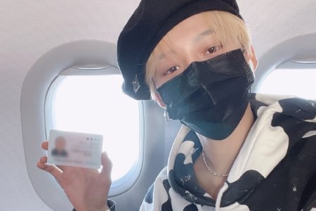 刘雨昕飞机上捡到身份证发文寻失主，她后来有没有成功找到失主呢？