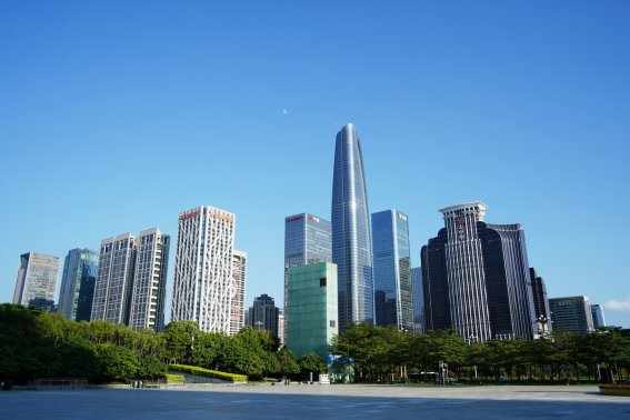 描写高楼大厦的优美句子