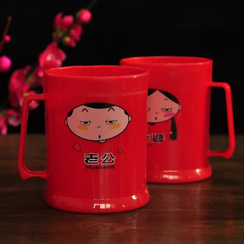 马上母亲节了，想给妈妈和刚当妈妈的老婆各送一份礼物，送什么好？