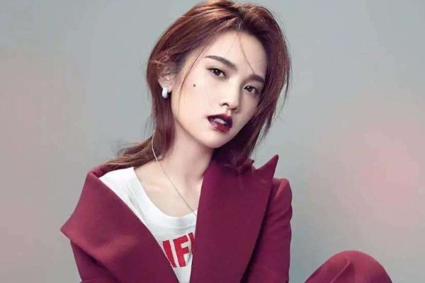 杨丞琳因潘玮柏结婚而哭，你曾经为谁而哭过？