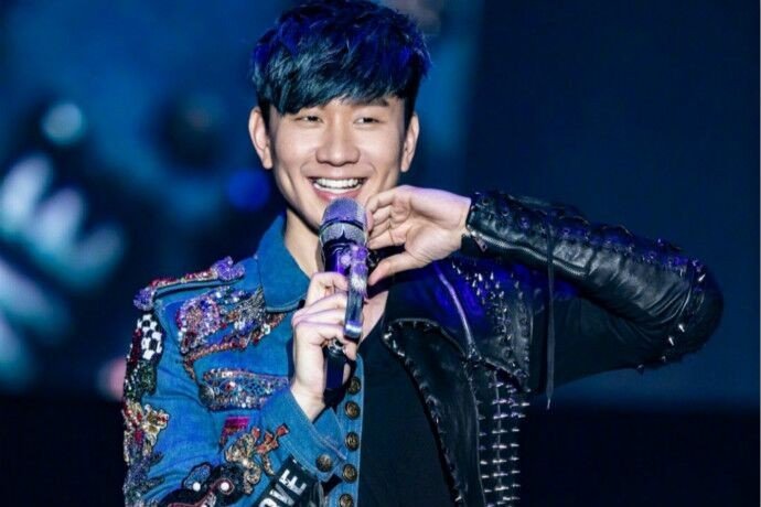 林俊杰追求田馥甄长达15年，两人一直没有拍拖的原因是什么？