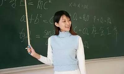 老师桃李满天下用什么成语好？