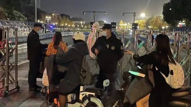 浙大一教职工被确定为无症状感染者，她的流调轨迹是怎样的？