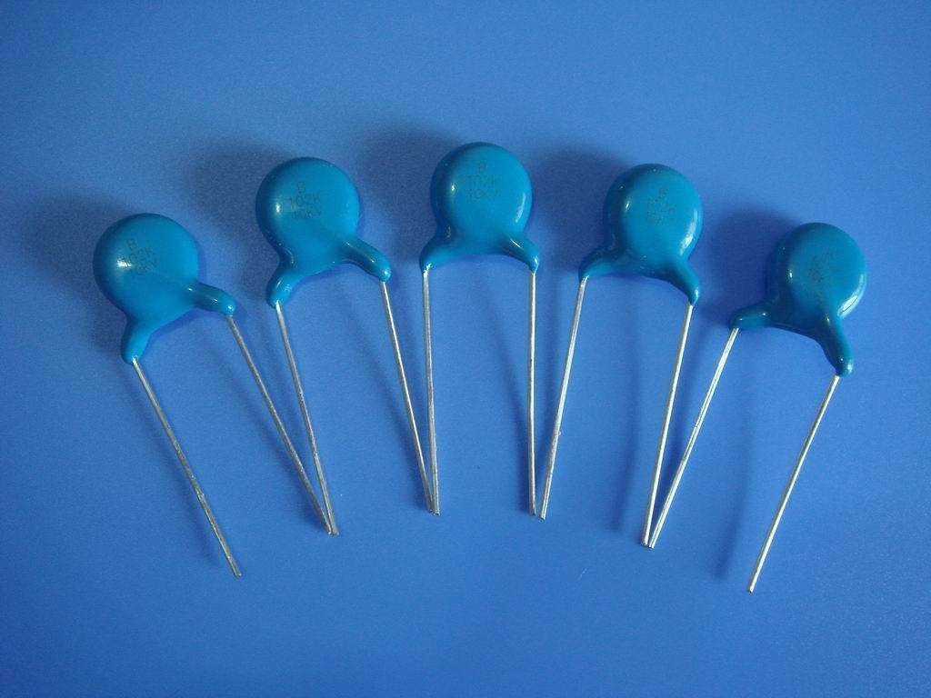 电容上的UF是什么单位?