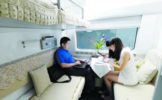 乘坐太原到上海的Z198次列车的高级软卧车厢是什么样的？