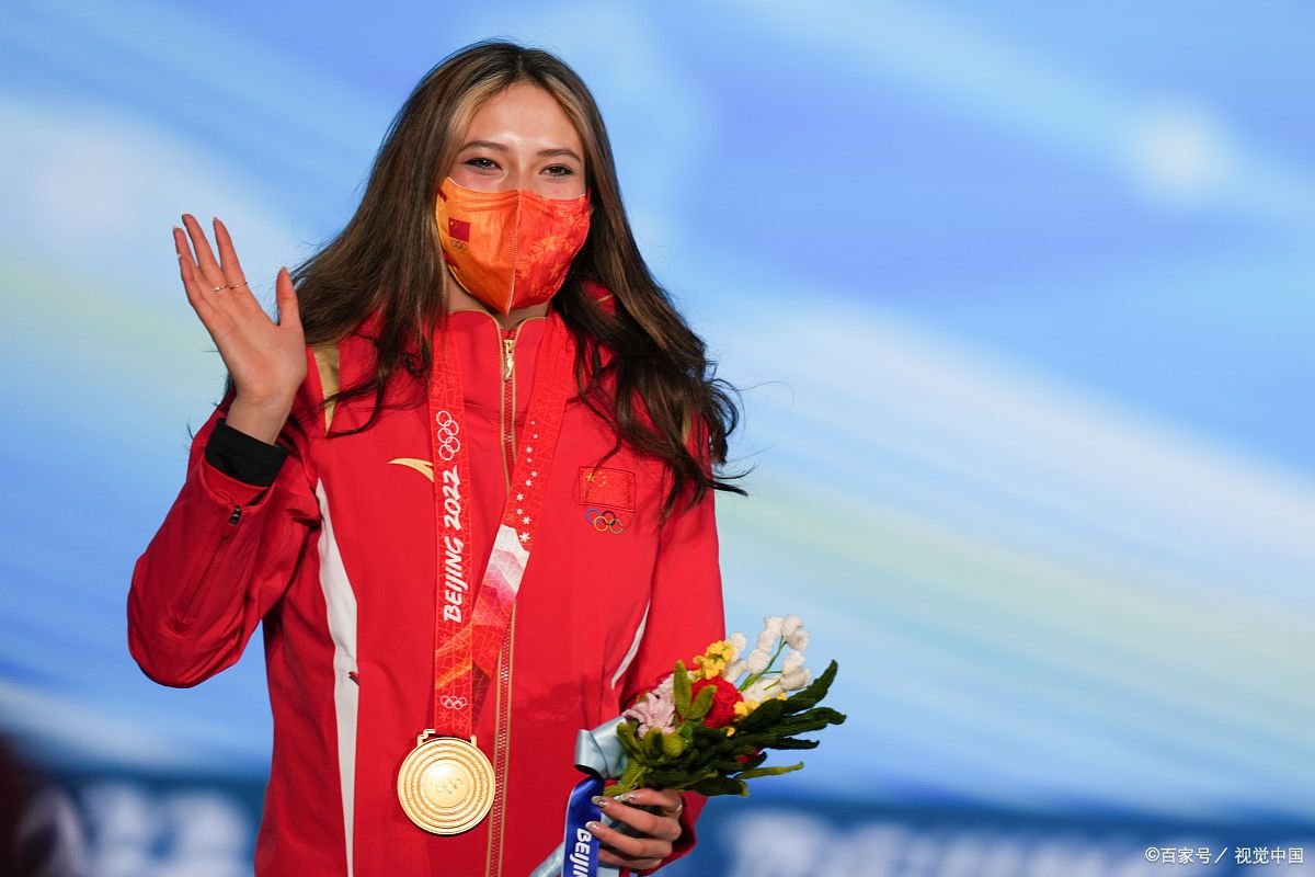 谷爱凌为何放弃美国国籍，随母亲姓？