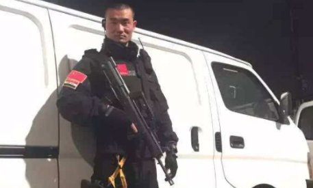 半只狐狸是谁直播间为什么会被封？