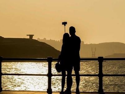 女朋友背叛了我，我该怎么办？