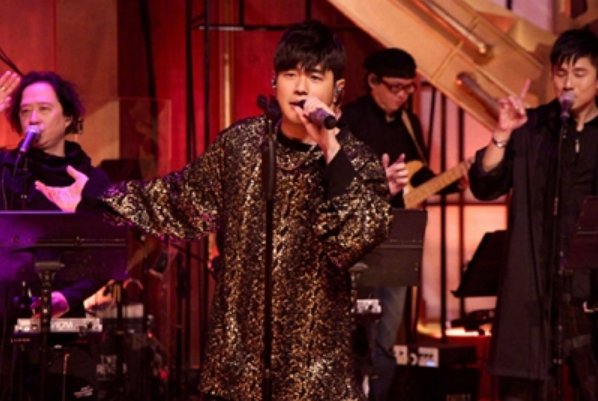 网友催更新专辑，周杰伦晒出新歌歌词，他现在为何很少创作新歌了？