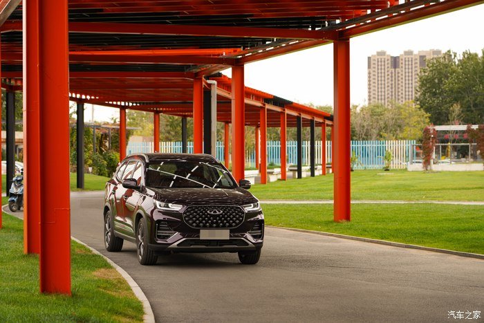 不容错过的红裙诱惑，佳人，瑞虎8PLUS，京都之间的“三角恋”