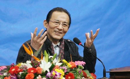 《济公》扮演者游本昌个人资料是什么？