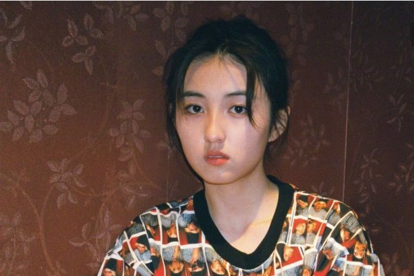 张子枫私家车开进考场，高考考试路段私家车可以经过吗?