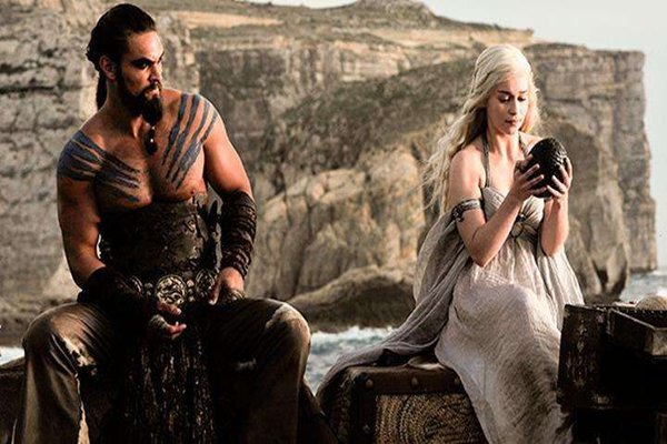 权力的游戏龙母和马王的戏在第几季第集里？