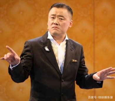 周立波沉寂多年后首次发声，做的第一件事就是吐槽自己的妻子，这是为何？