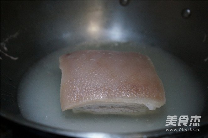 走油豆豉扣肉怎么做