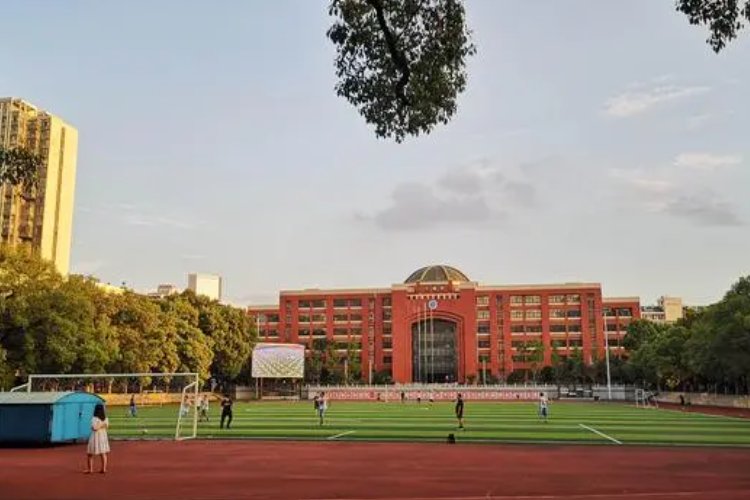 雅礼中学招生条件?