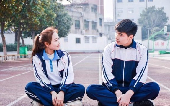 高中时期的爱情会长久吗